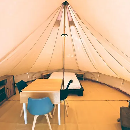 Les Avenieres Campsite Manthes