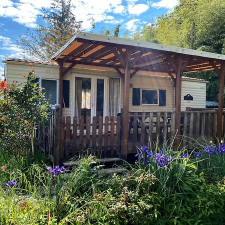 Les Avenieres Campingplatz Manthes