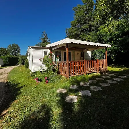 Les Avenieres Campingplatz *